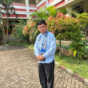 LUHUT SIANIPAR, S.Pd
